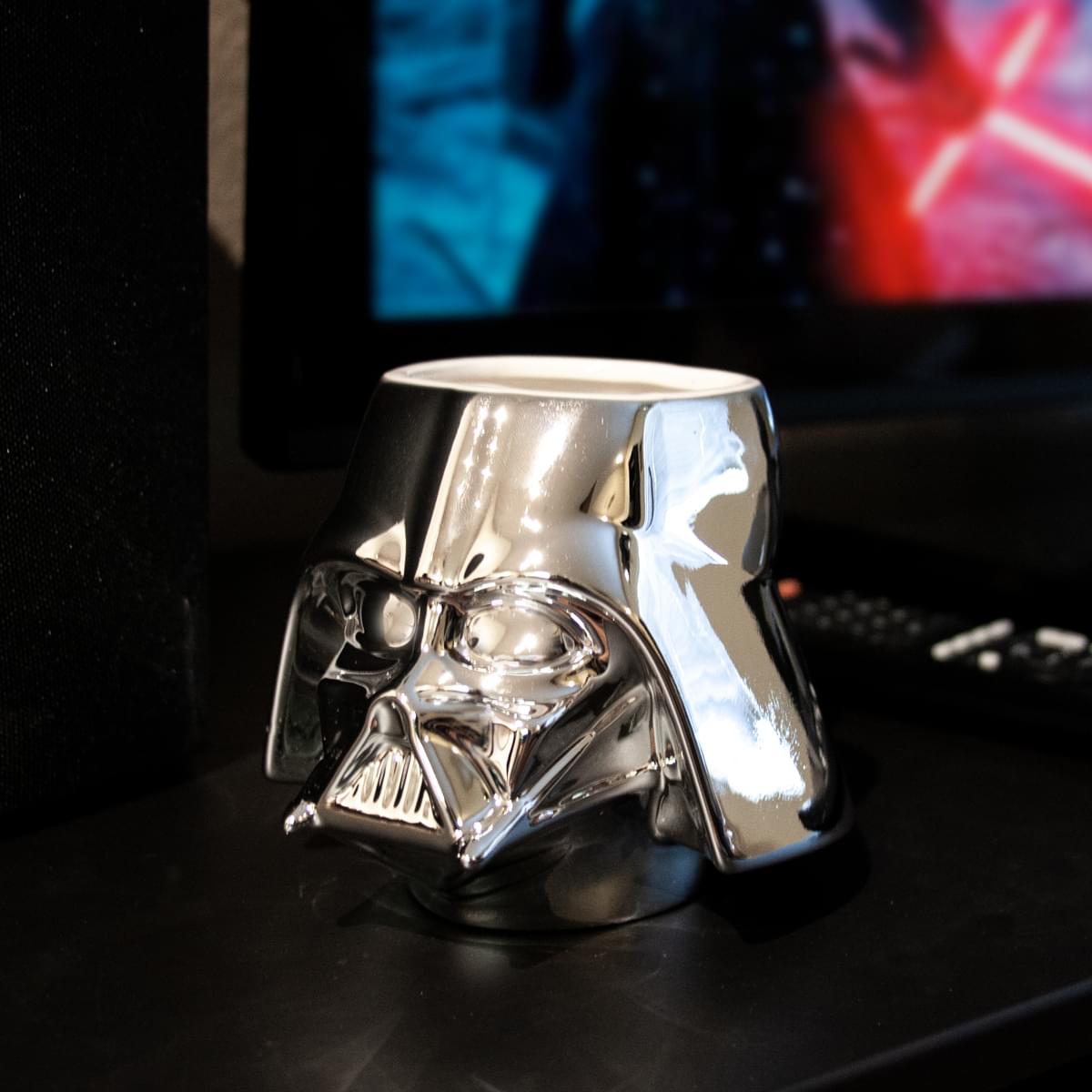 Star Wars Darth Vader Chrome Molded Mug - A Must-Have Collectible!