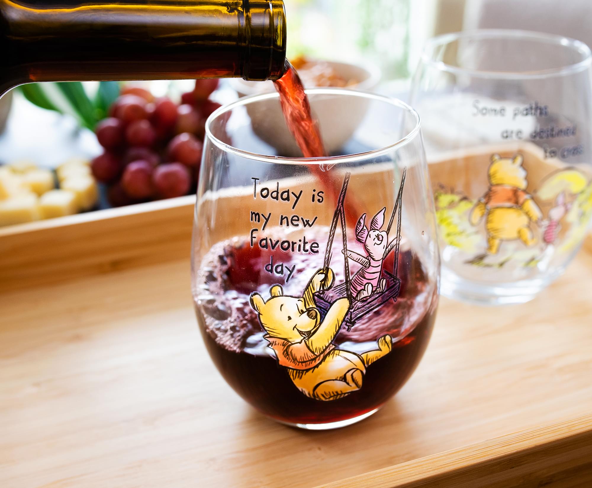 Disney Winnie The Pooh Friendship-Inspired Stemless Wine Glass Set - 20 Ounce Capacity