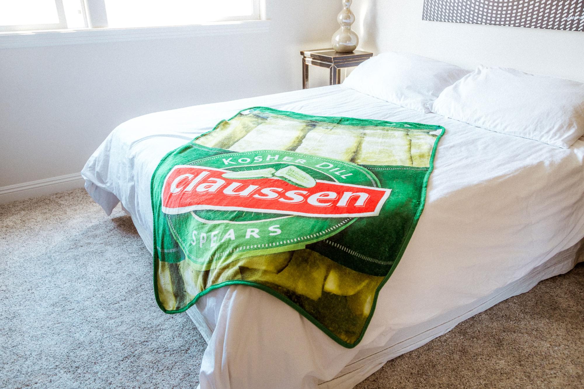 Cozy Claussen Kosher Dill Pickles Fleece Throw Blanket - Warm Up with Your Favorite Flavor!