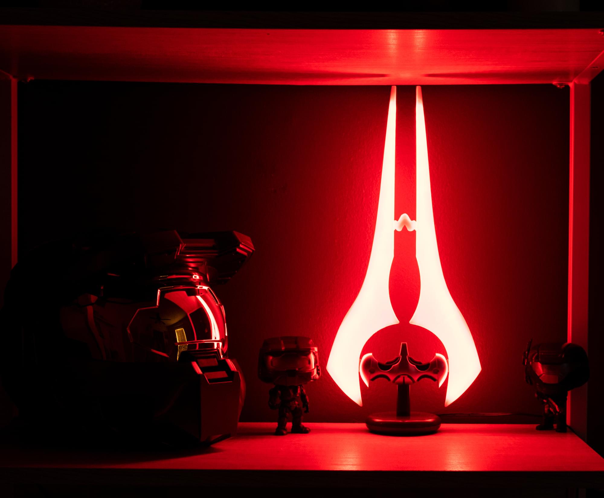 Halo Infinite Red Energy Sword Bloodblade Replica Mood Light - Ignite Your Gaming World!