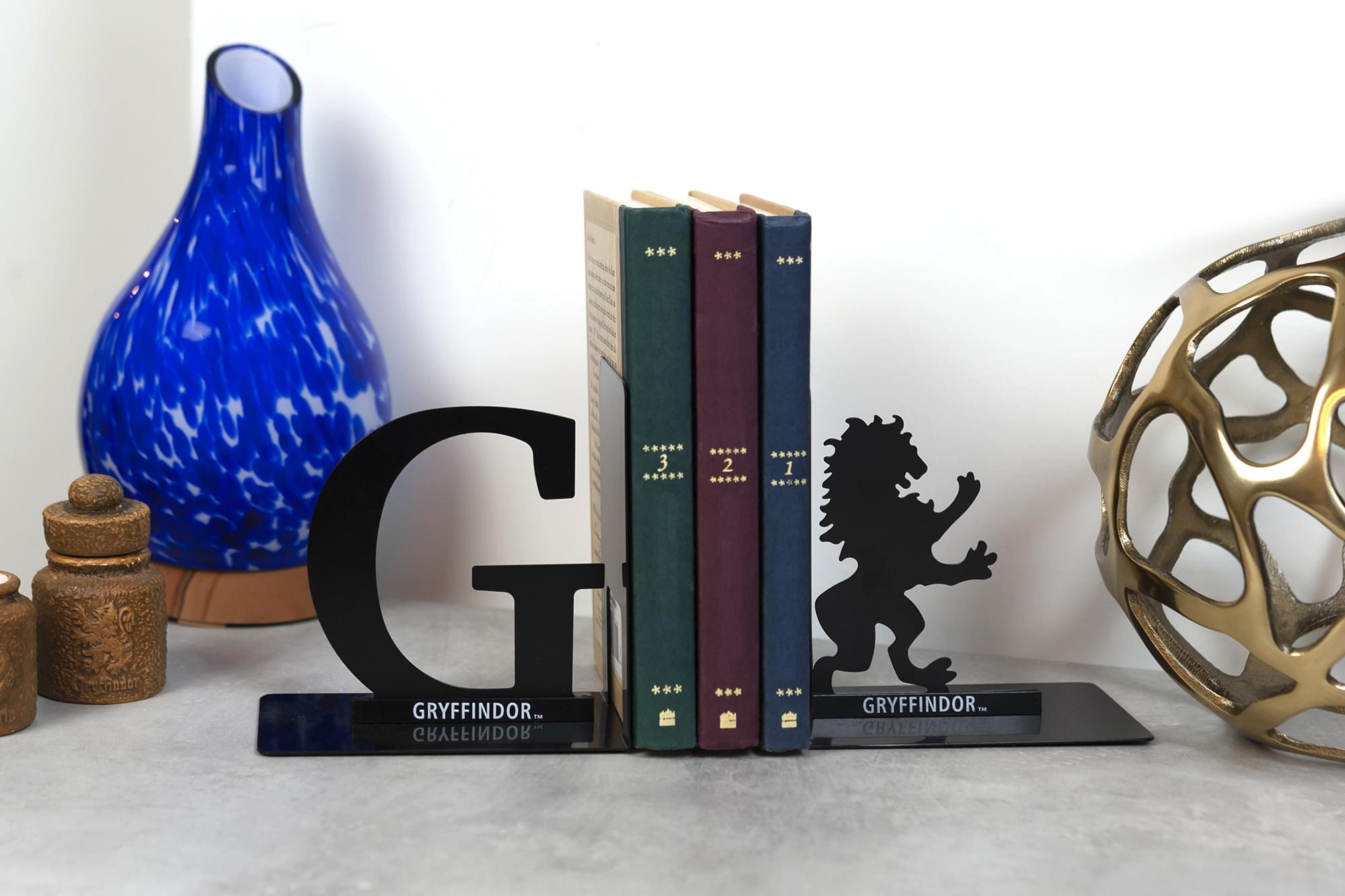 Enchanting Harry Potter Gryffindor Metal Bookends