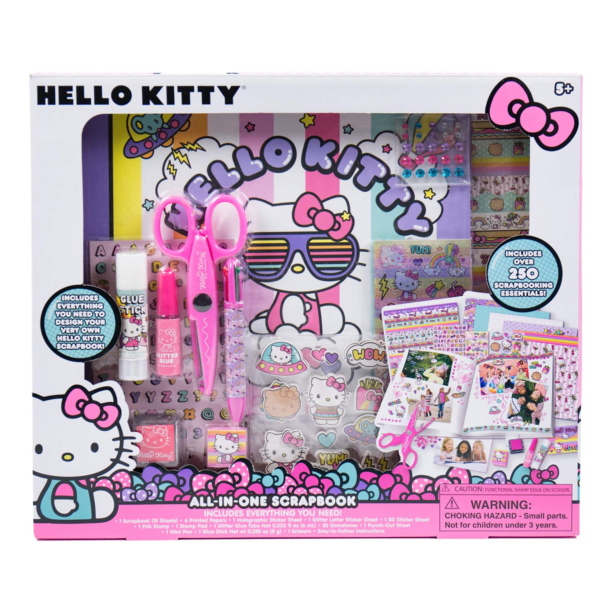 Sanrio Hello Kitty & Friends Customizable Scrapbook: Over 250 Essentials