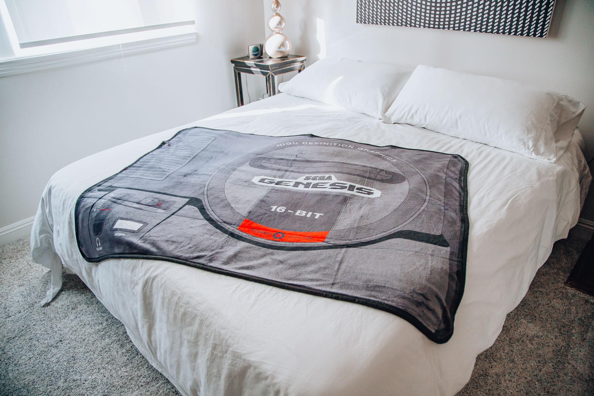 Retro Gaming Comfort: Sega Genesis-Inspired Fleece Throw Blanket
