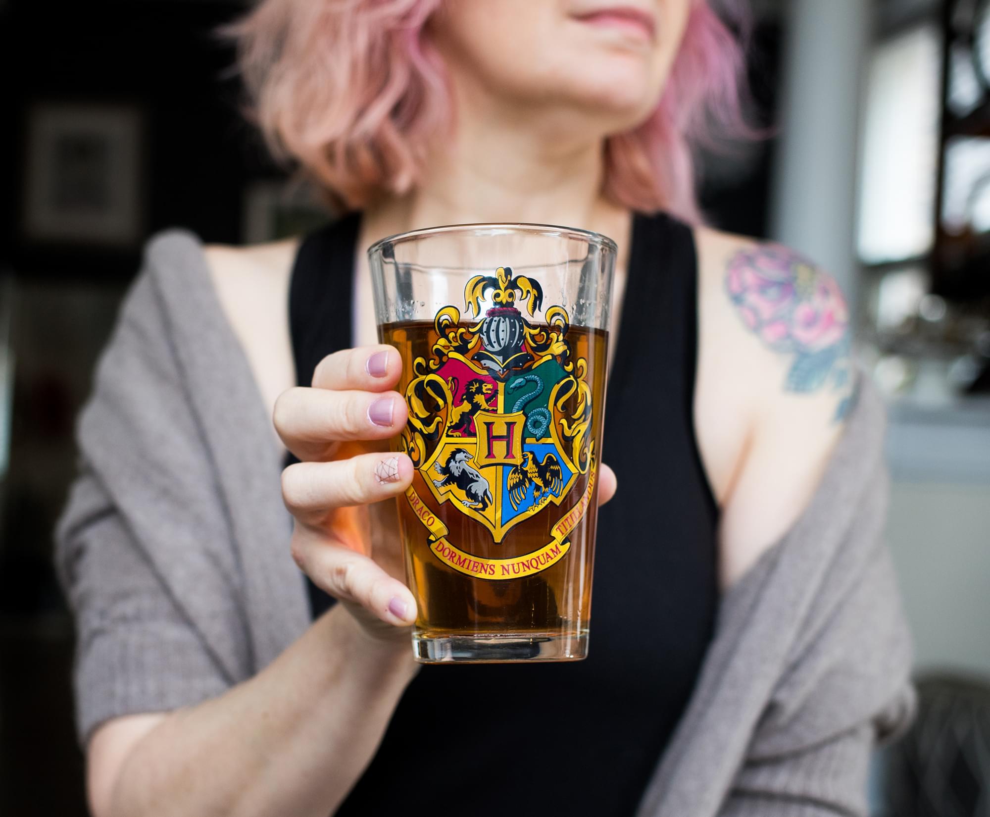 Harry Potter Hogwarts & Platform 9 3/4 Magic Mug Set