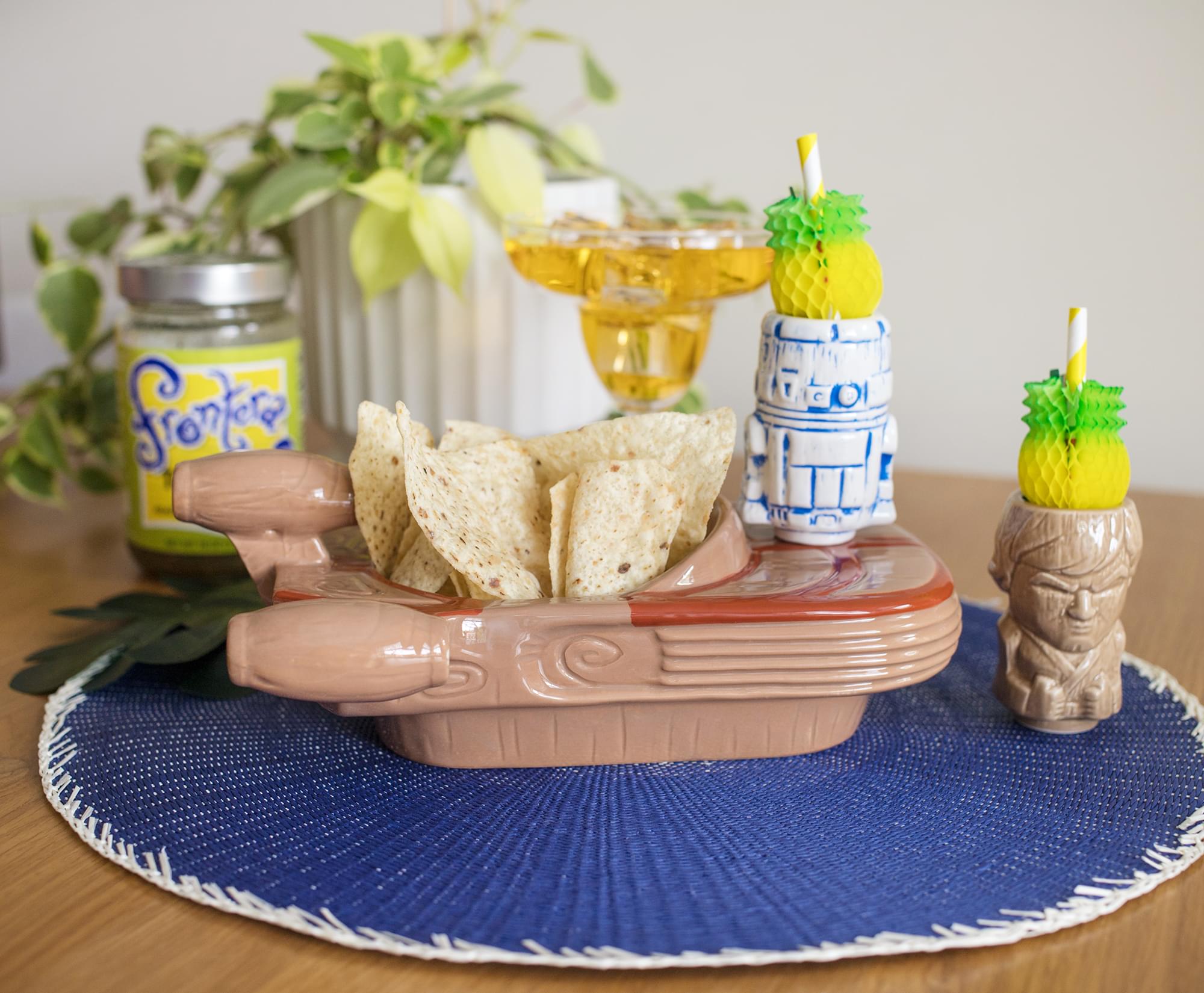 Geeki Tikis ，R2-D2
