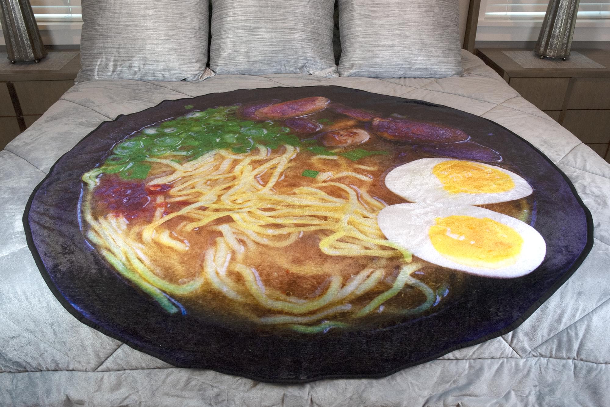 Ramen Bowl Delight Fleece Throw Blanket - 60-Inch Diameter Soft Luxury