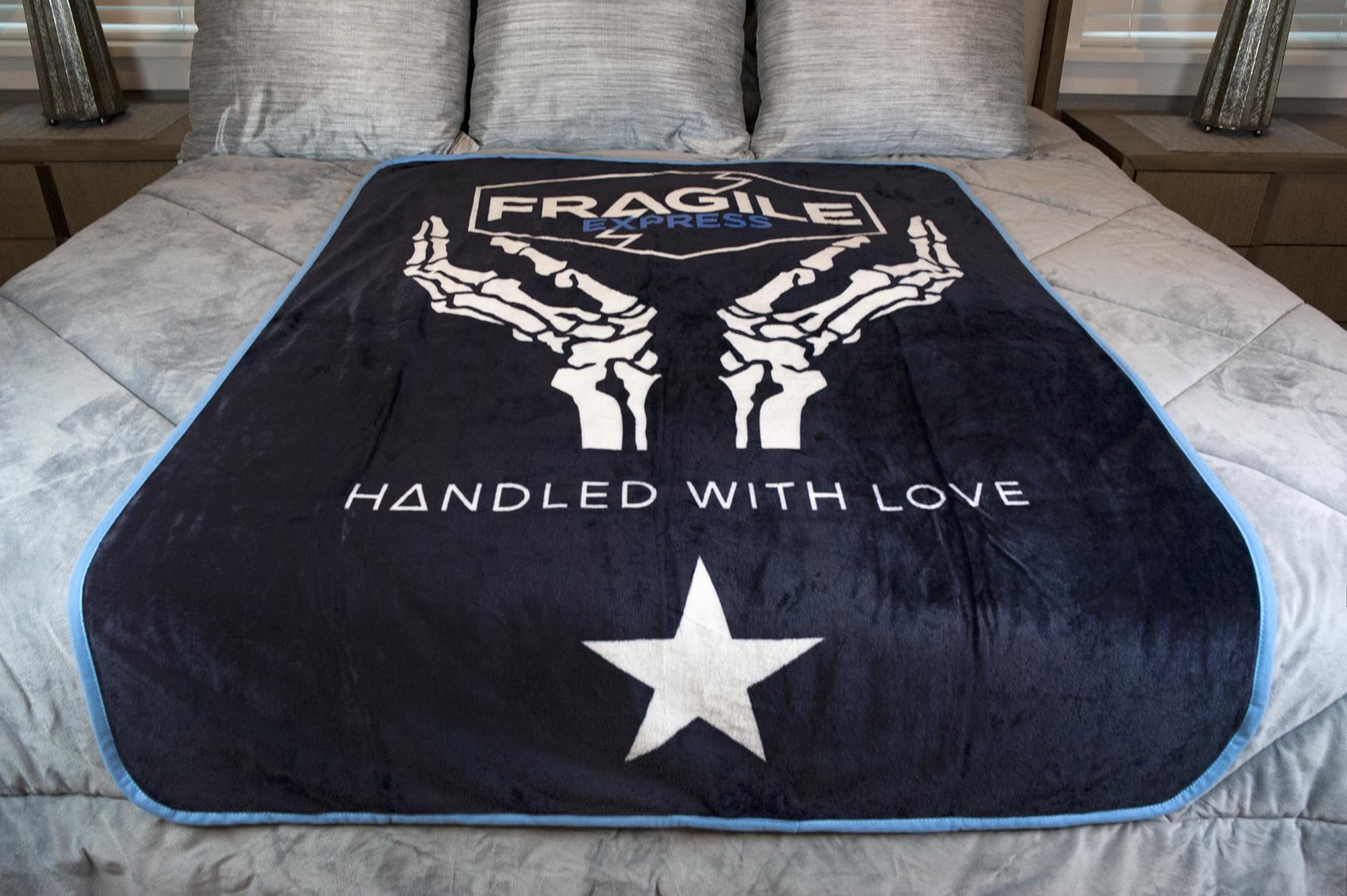 Death Stranding Fragile Express Super Cozy Fleece Throw Blanket - 45 x 60 Inches