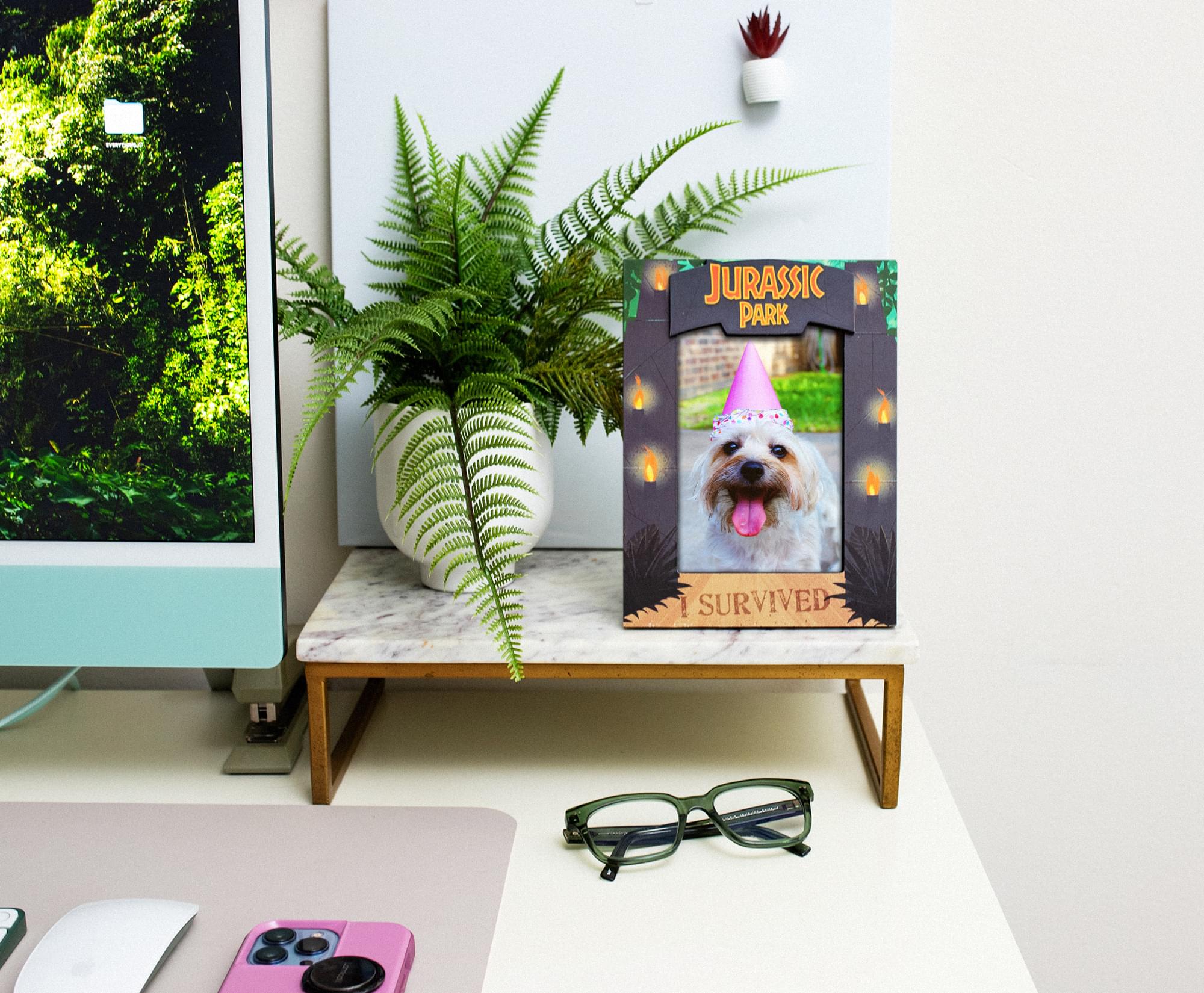 Jurassic Park I Survived Die-Cut Photo Frame - 4 x 6 Inch Photos
