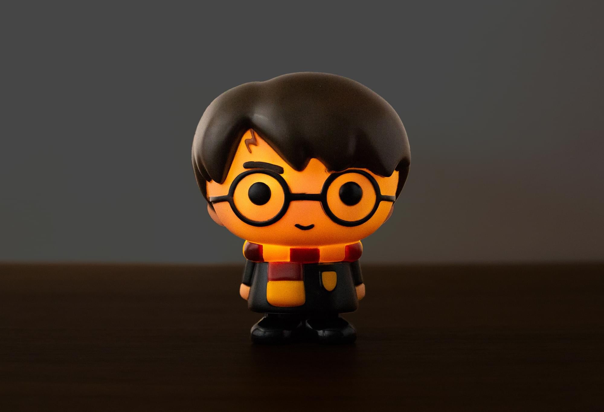 Enchanting Harry Potter LED Mood Light - 6 Inches of Wizarding Magic