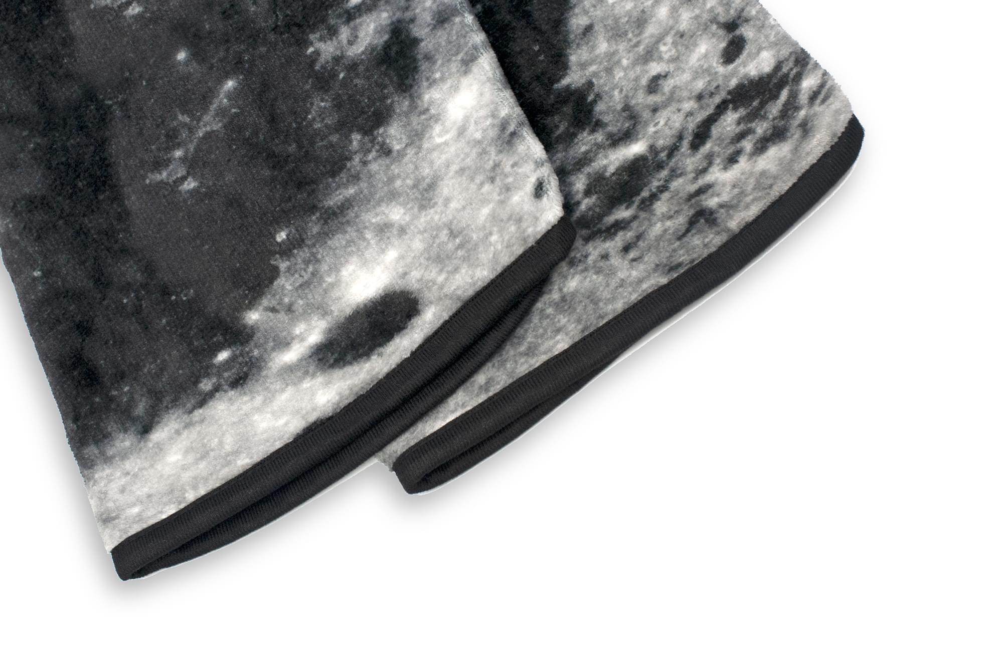 Cosmic Comfort: NASA-Themed Large Soft Fleece Throw Blanket (60-Inch Diameter)