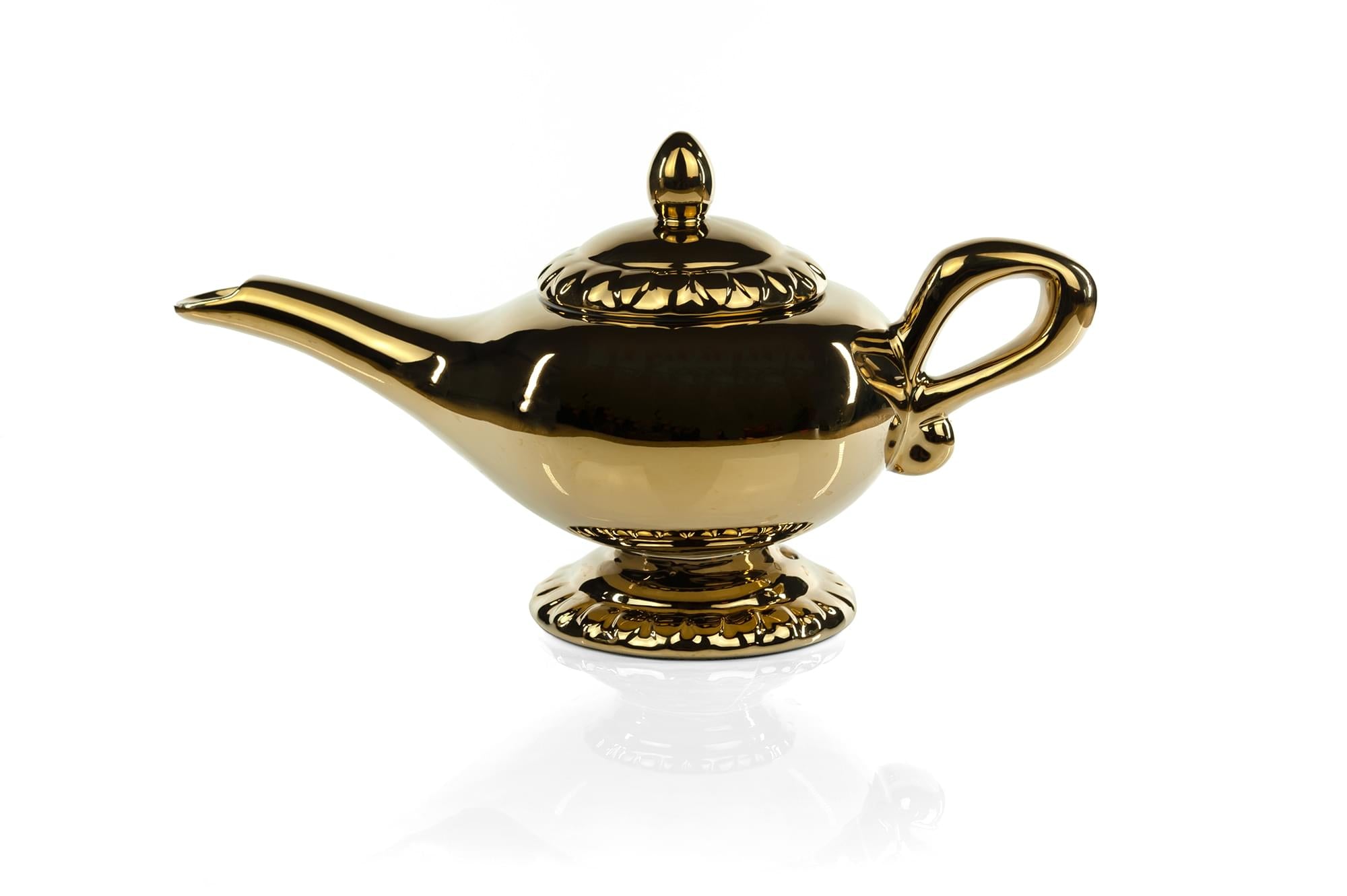 Enchanting Disney Aladdin Genie Lamp 32oz Ceramic Teapot