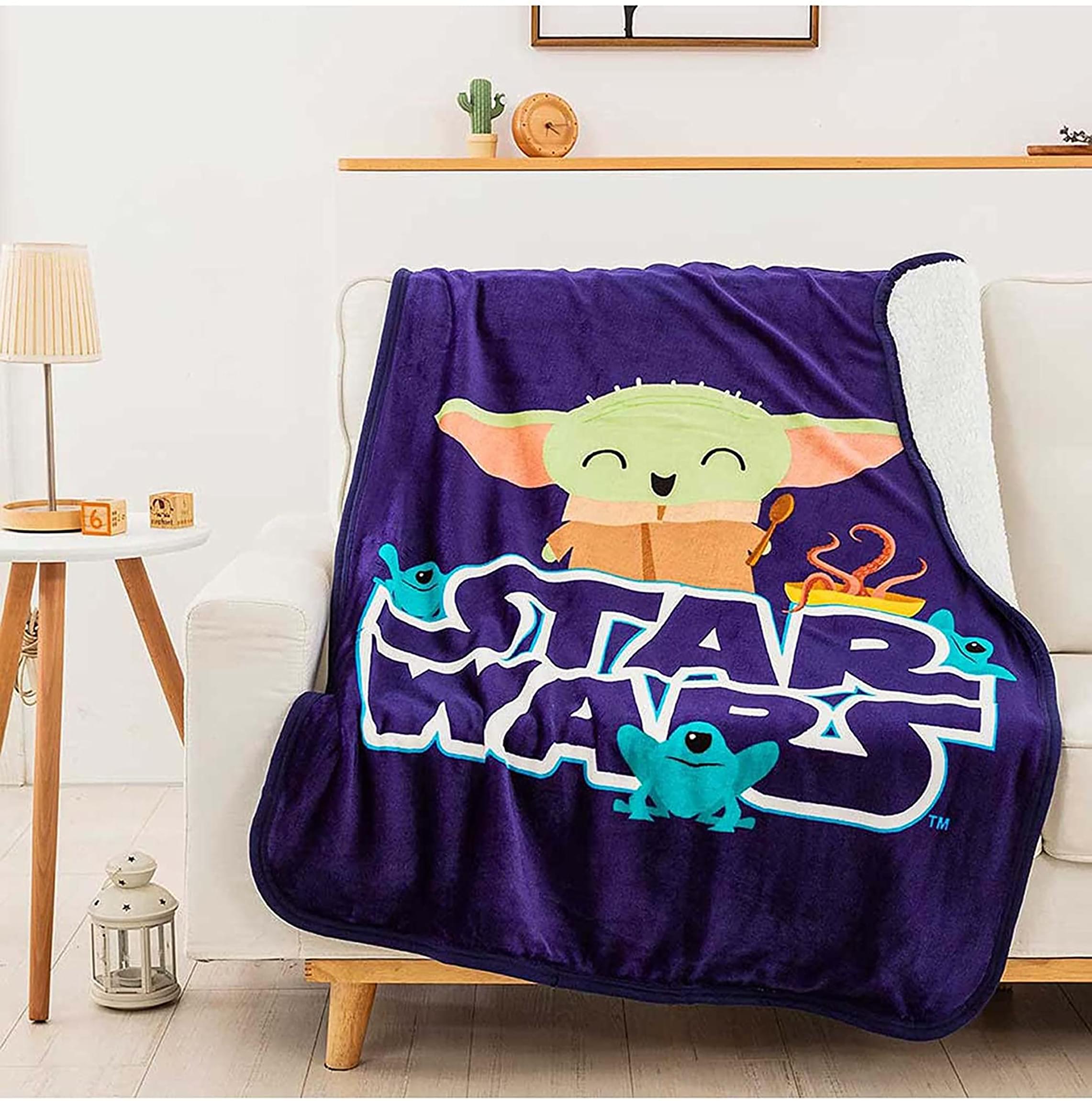 Star Wars The Child 'Snack Is the Way' 40 x 50 Inch Silk Touch Sherpa Throw Blanket