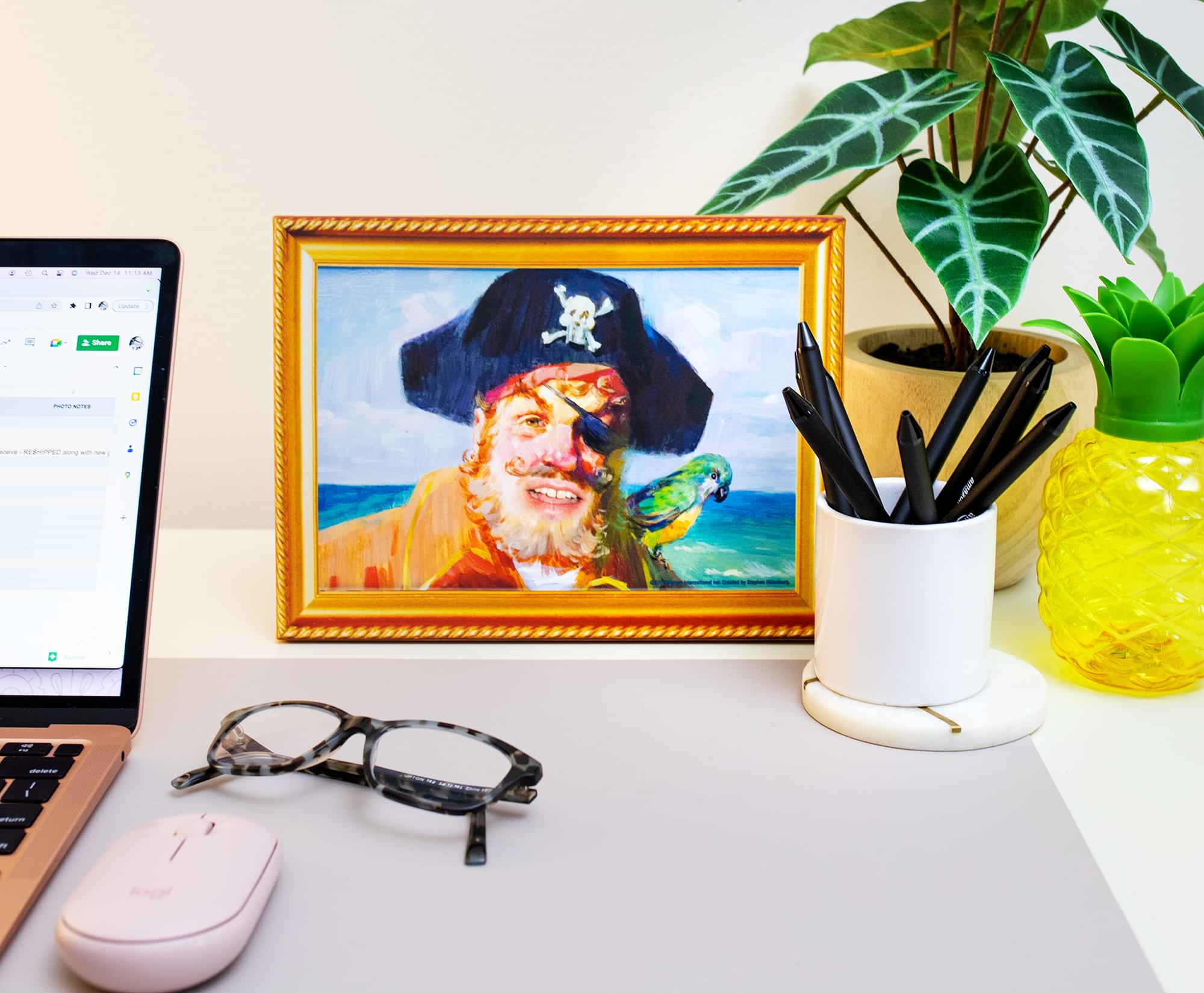 Captain Painty the Pirate SpongeBob SquarePants Wall Art - Dive into Adventure!