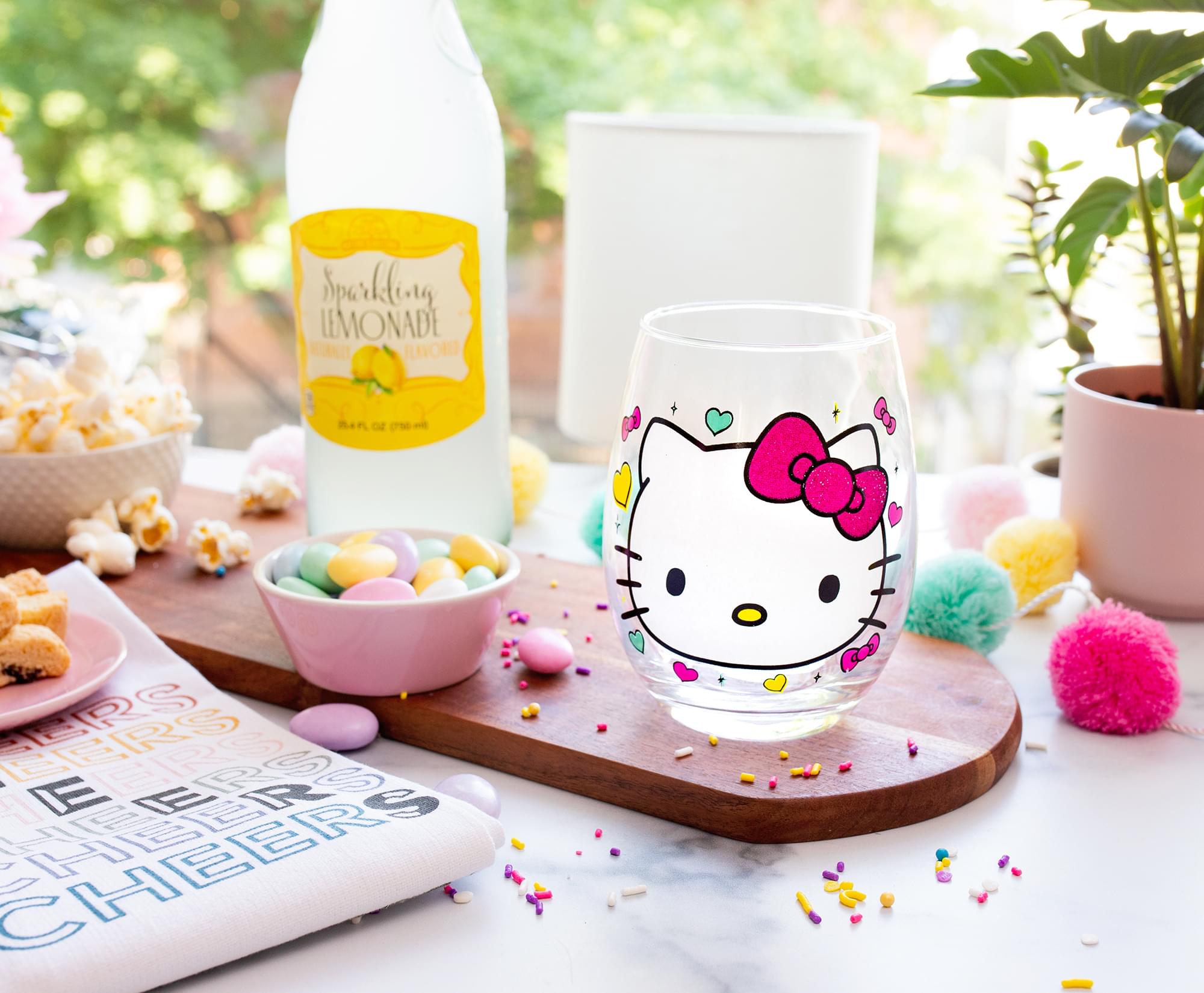Sanrio Hello Kitty Glitter Stemless Wine Glass - 20 Ounces of Pure Delight