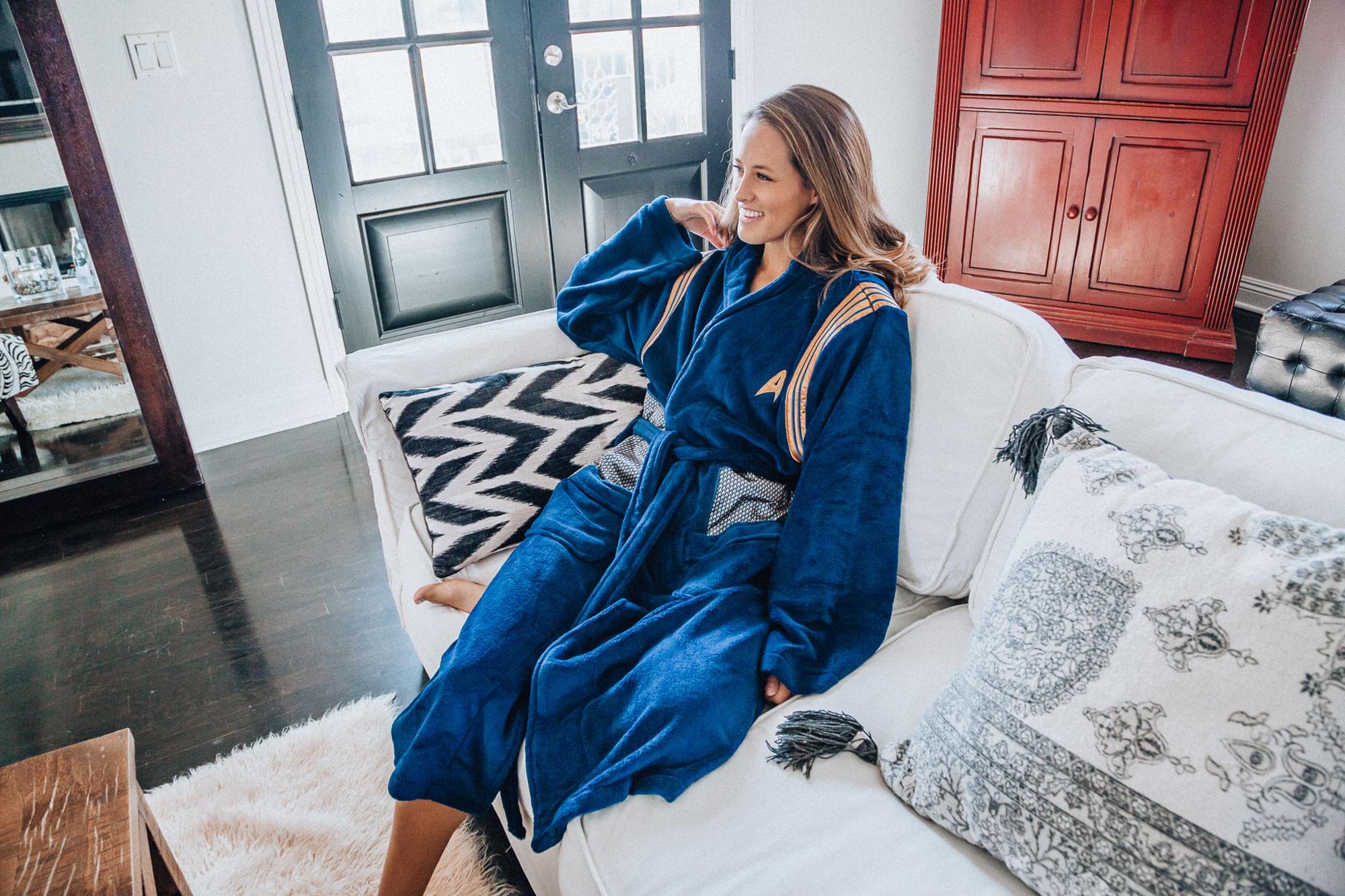 Discover the Cosy Star Trek Adult Bathrobe - One Size Fits Most