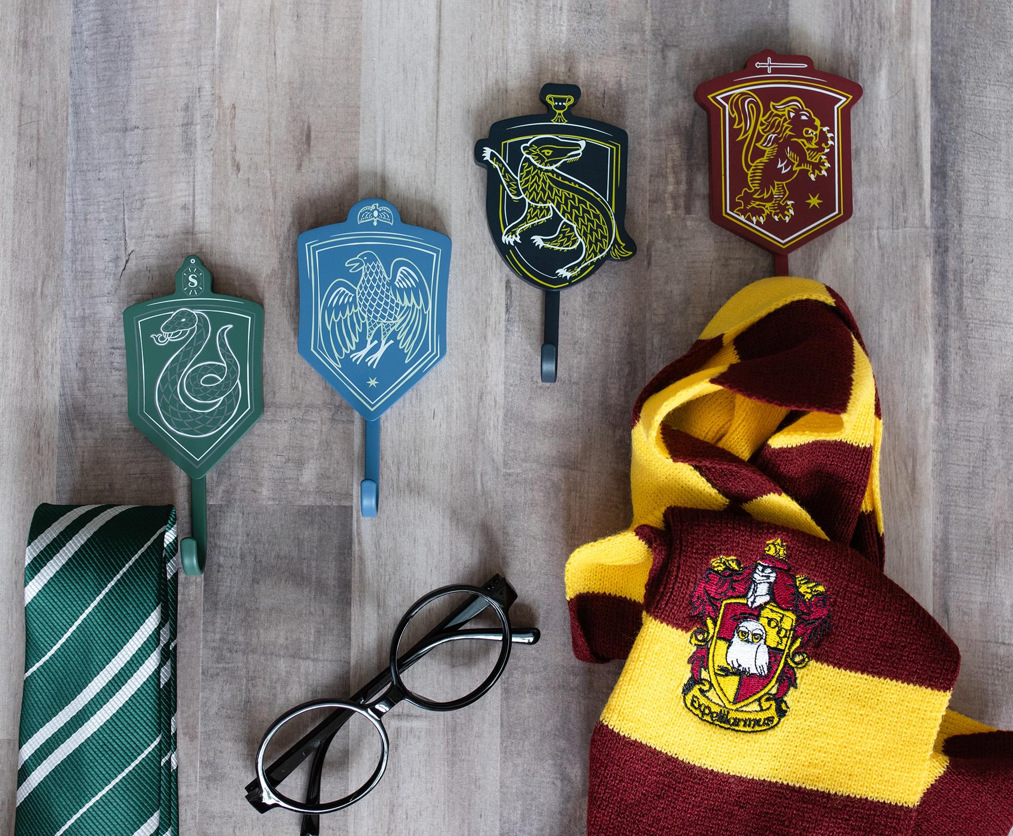 Enchanting Harry Potter Hogwarts Houses Wall Hooks Storage Rack - Set of 4