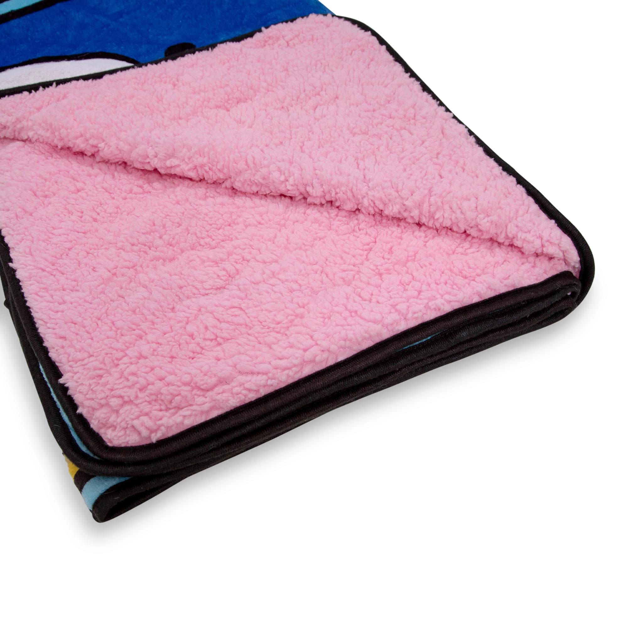 Sanrio's Adorable Friends Oversized Sherpa Fleece Throw - Warm & Cozy!