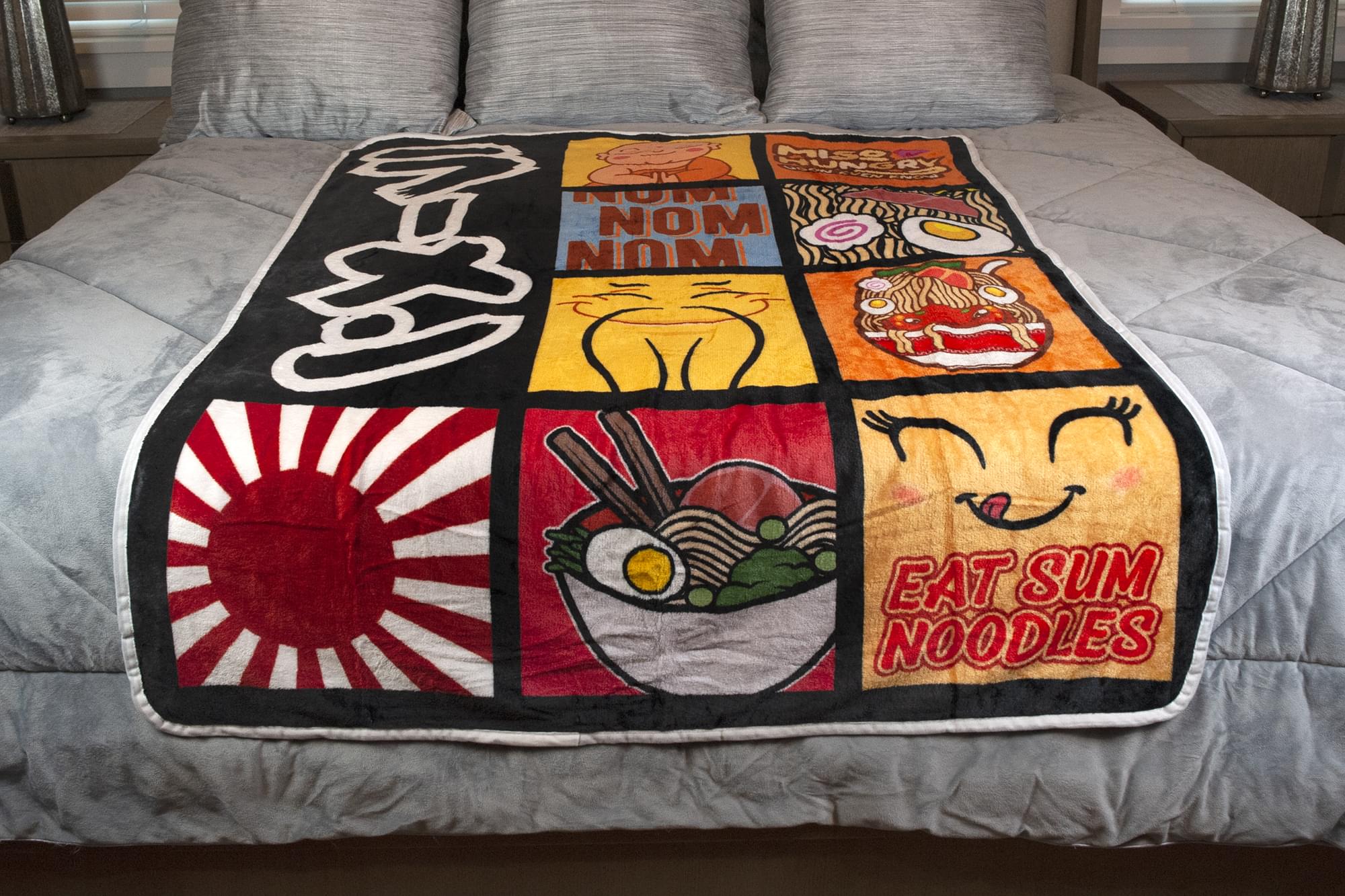 Cozy Ramen Noodle Lover's Fleece Throw Blanket - 45x60 Inches