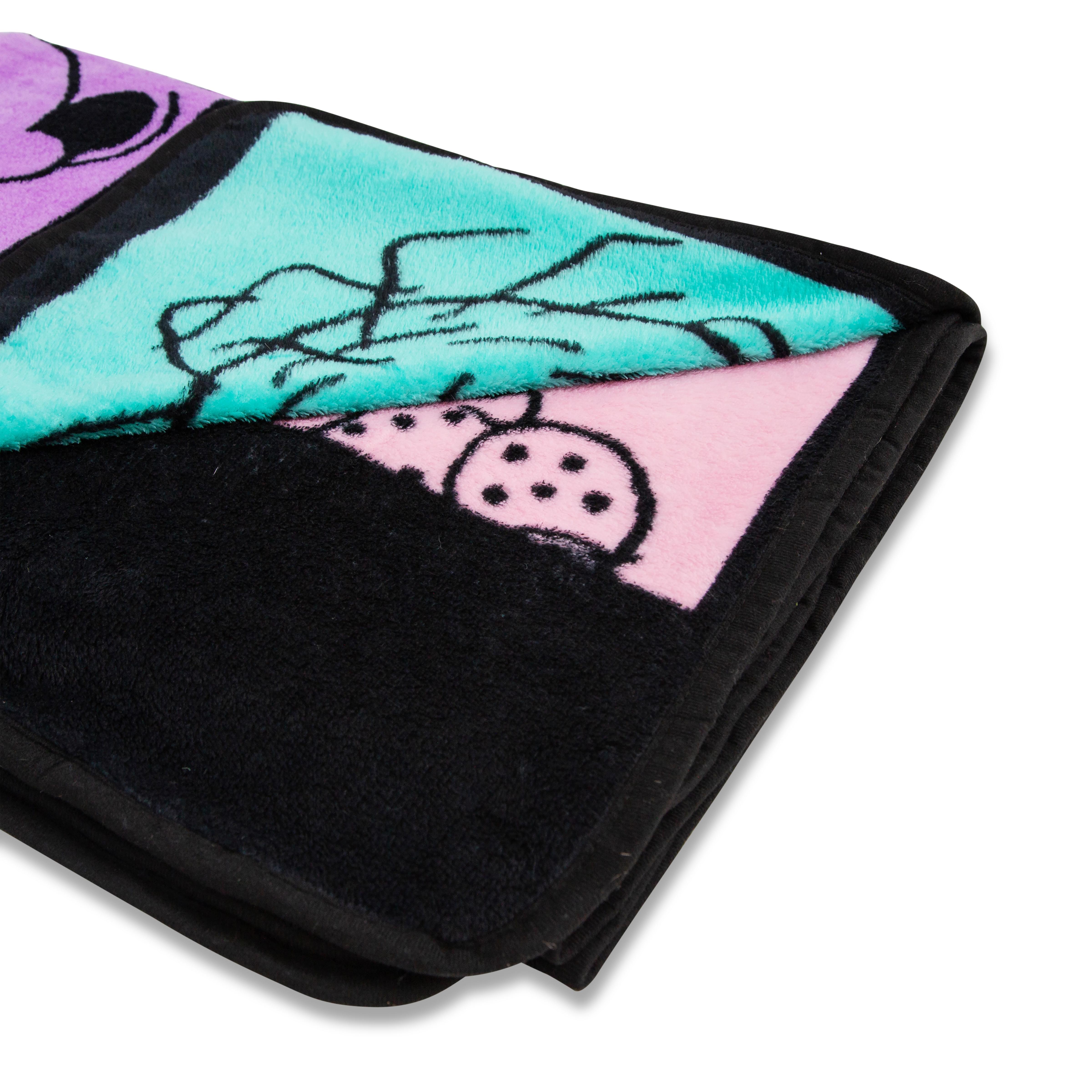 Charming Peanuts Multicolor Character Grid Fleece Throw - 45 x 60 Inches