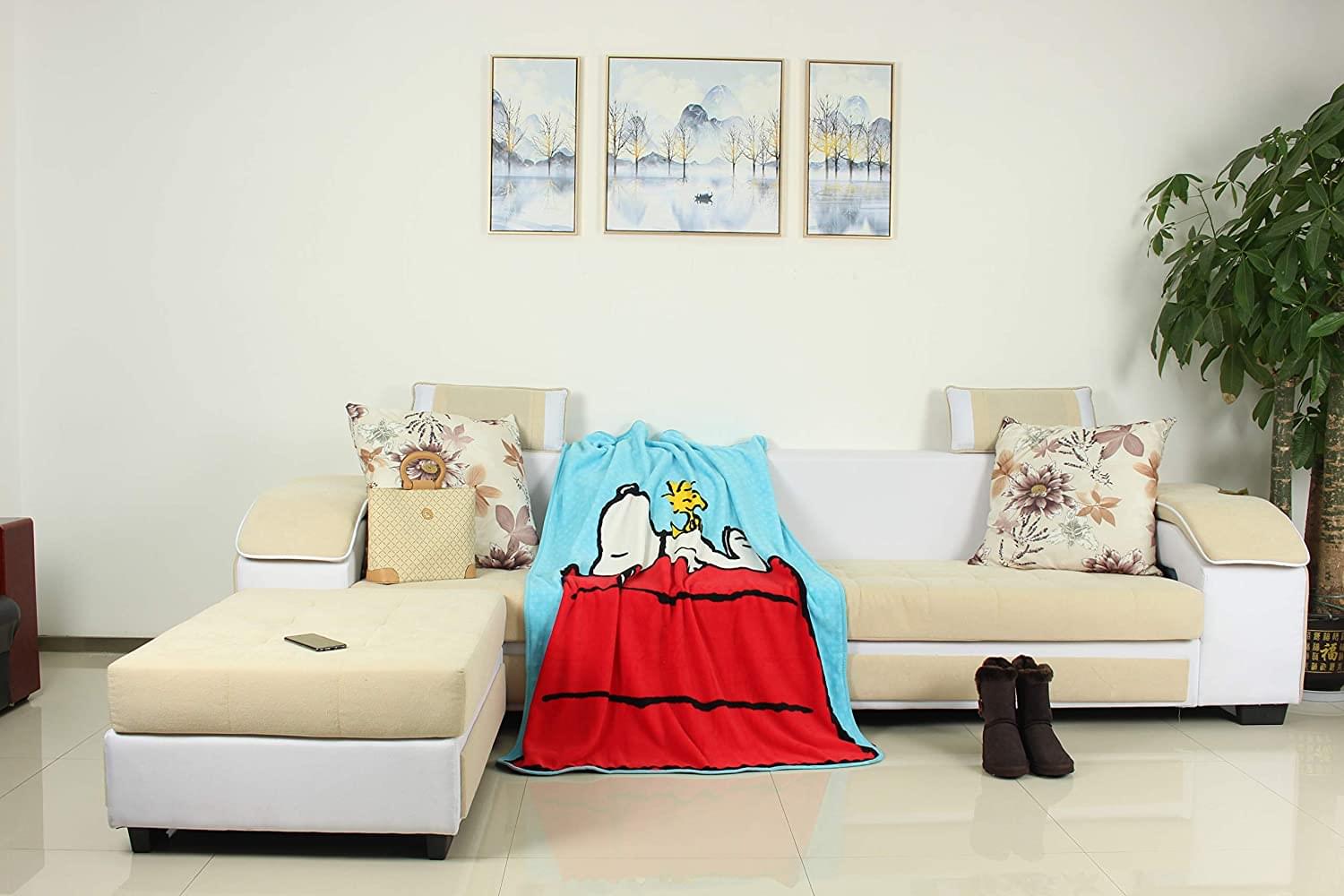Peanuts Snoopy & Woodstock Ultra-Soft Fleece Throw Blanket - 45x60 Inches