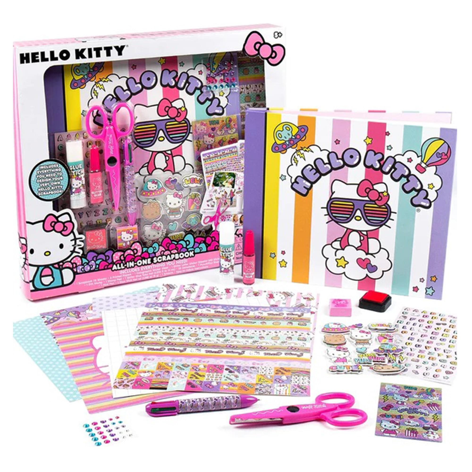 Sanrio Hello Kitty & Friends Customizable Scrapbook: Over 250 Essentials