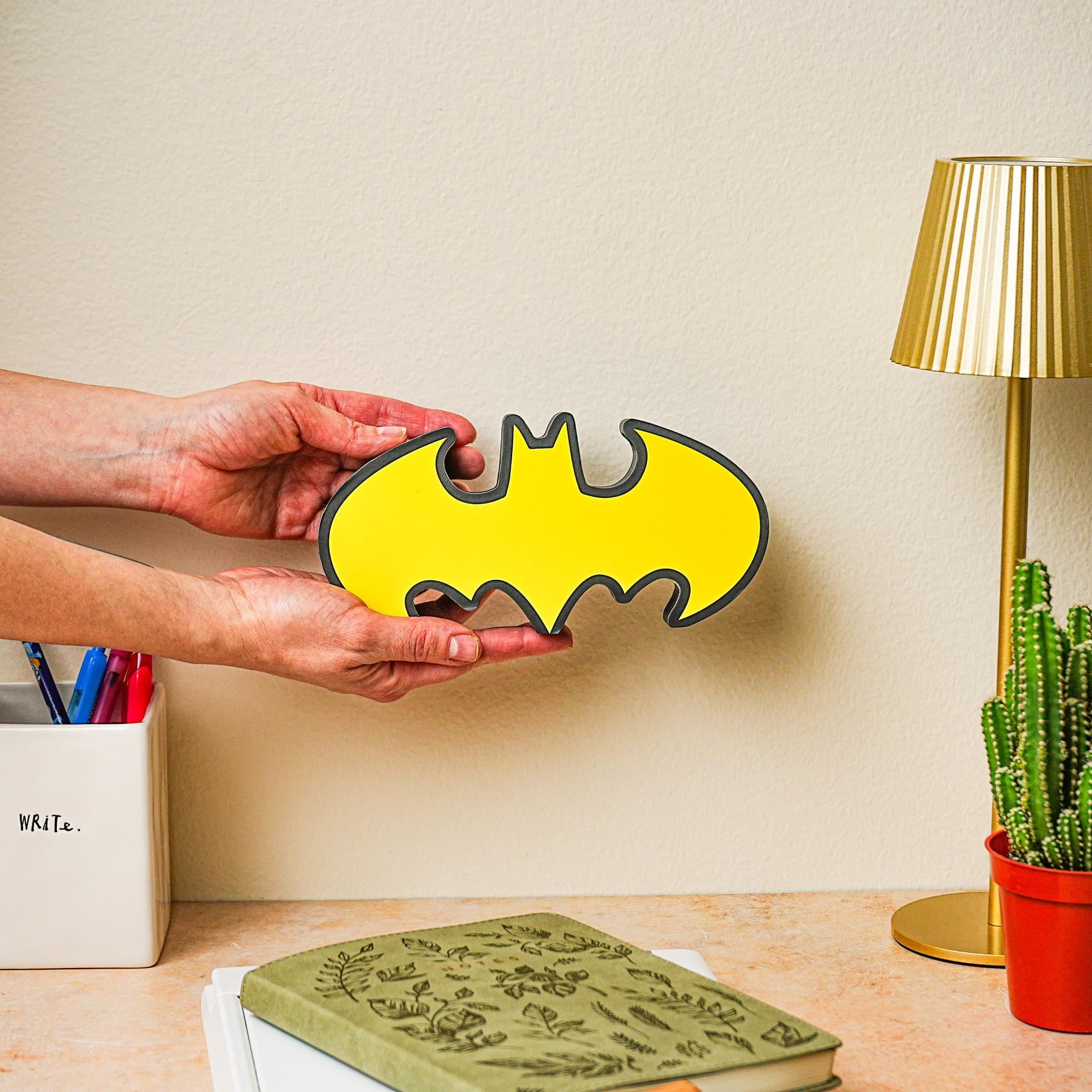 Epic DC Comics Batman Emblem Die-Cut Wooden Wall Art Sign - 4 x 8 Inches