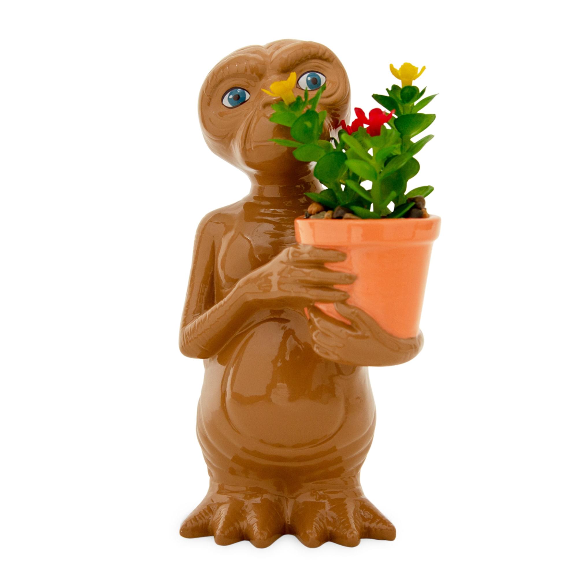 E.T.7