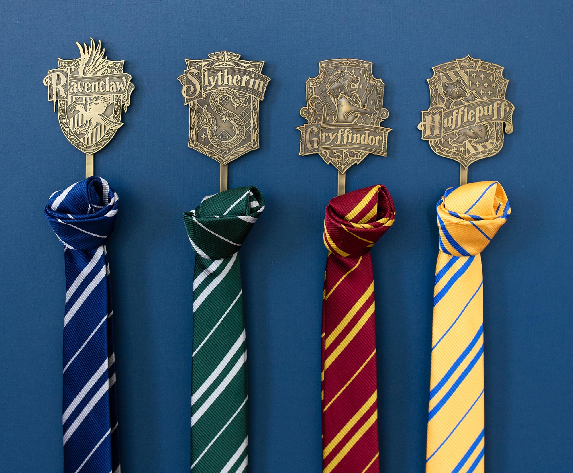 Enchanting Harry Potter Gold Hogwarts Houses Wall Hooks Storage Rack - Set of 4