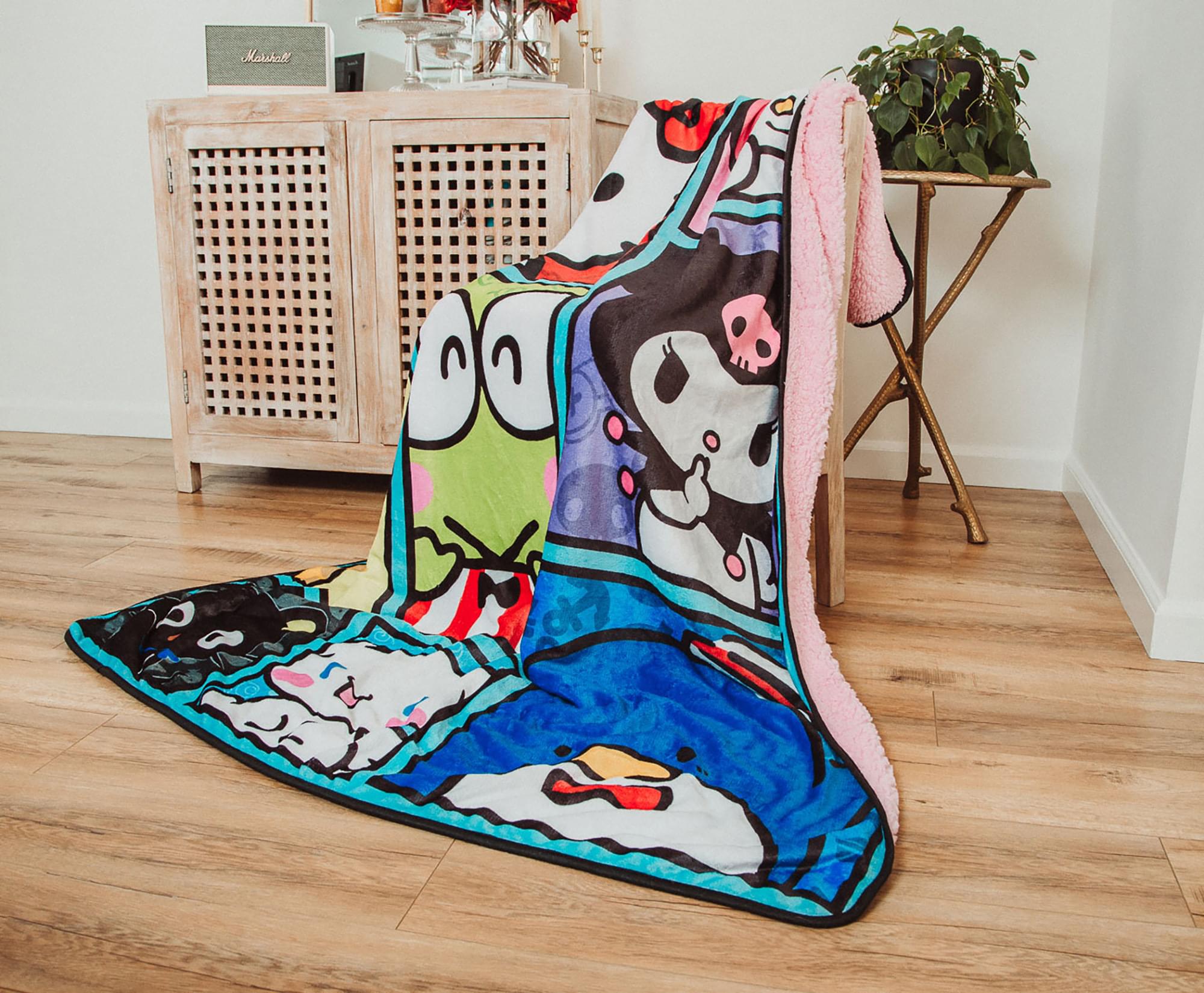 Sanrio's Adorable Friends Oversized Sherpa Fleece Throw - Warm & Cozy!