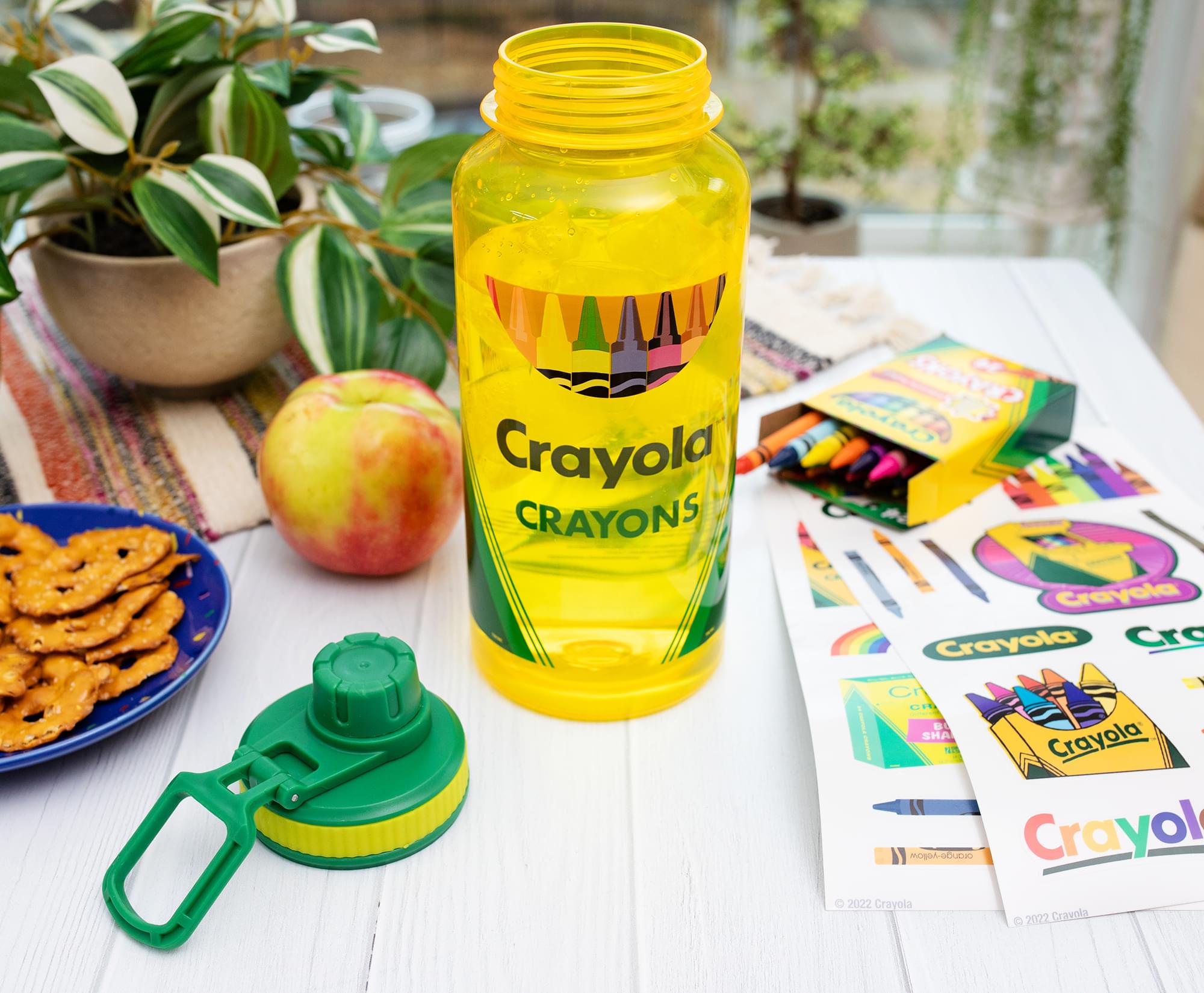 Crayola Retro Twist Spout 32 - Ounce Water Bottle with Sticker Set: Colorful Creativity on the Go