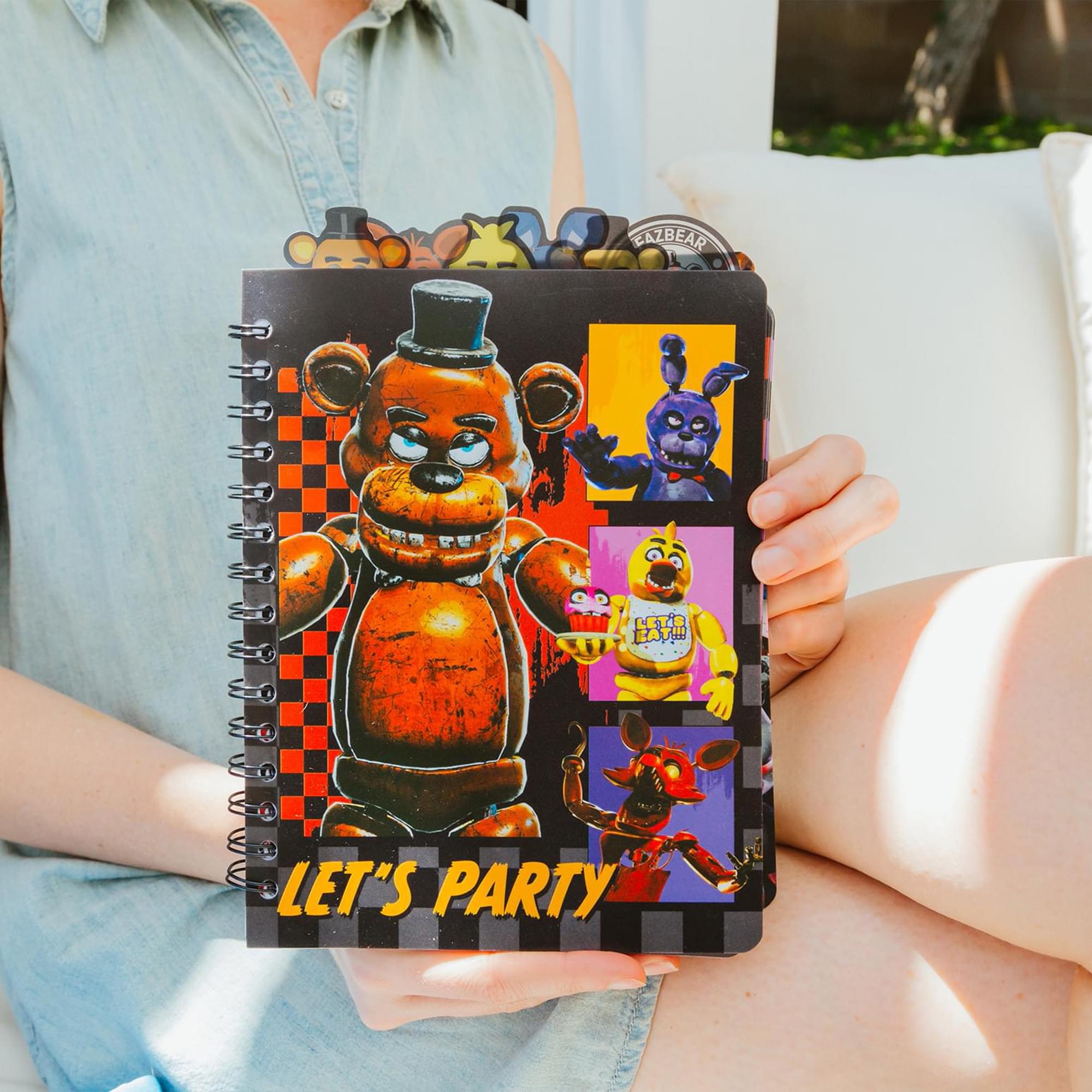 Five Nights At Freddy's: Special Delivery Party-Ready 6-Tab Spiral Notebook