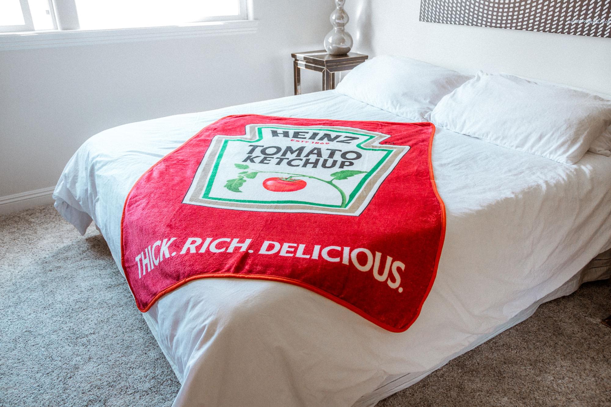 Heinz Ketchup-Inspired Fleece Throw Blanket - 45 x 60 Inches