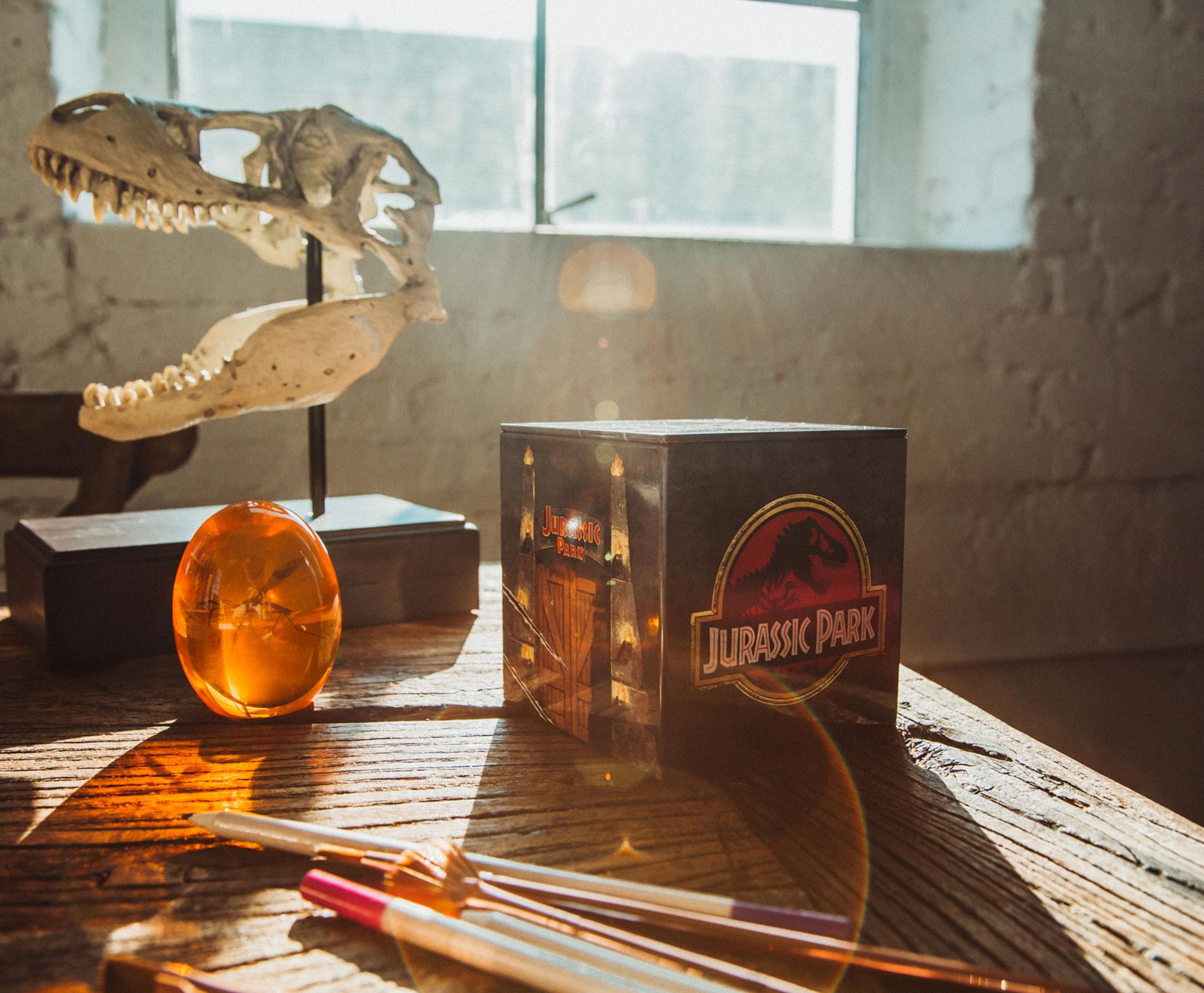 Jurassic Park 4-Inch Cube Tin Storage Box with Lid - Keep Your Space Organized!