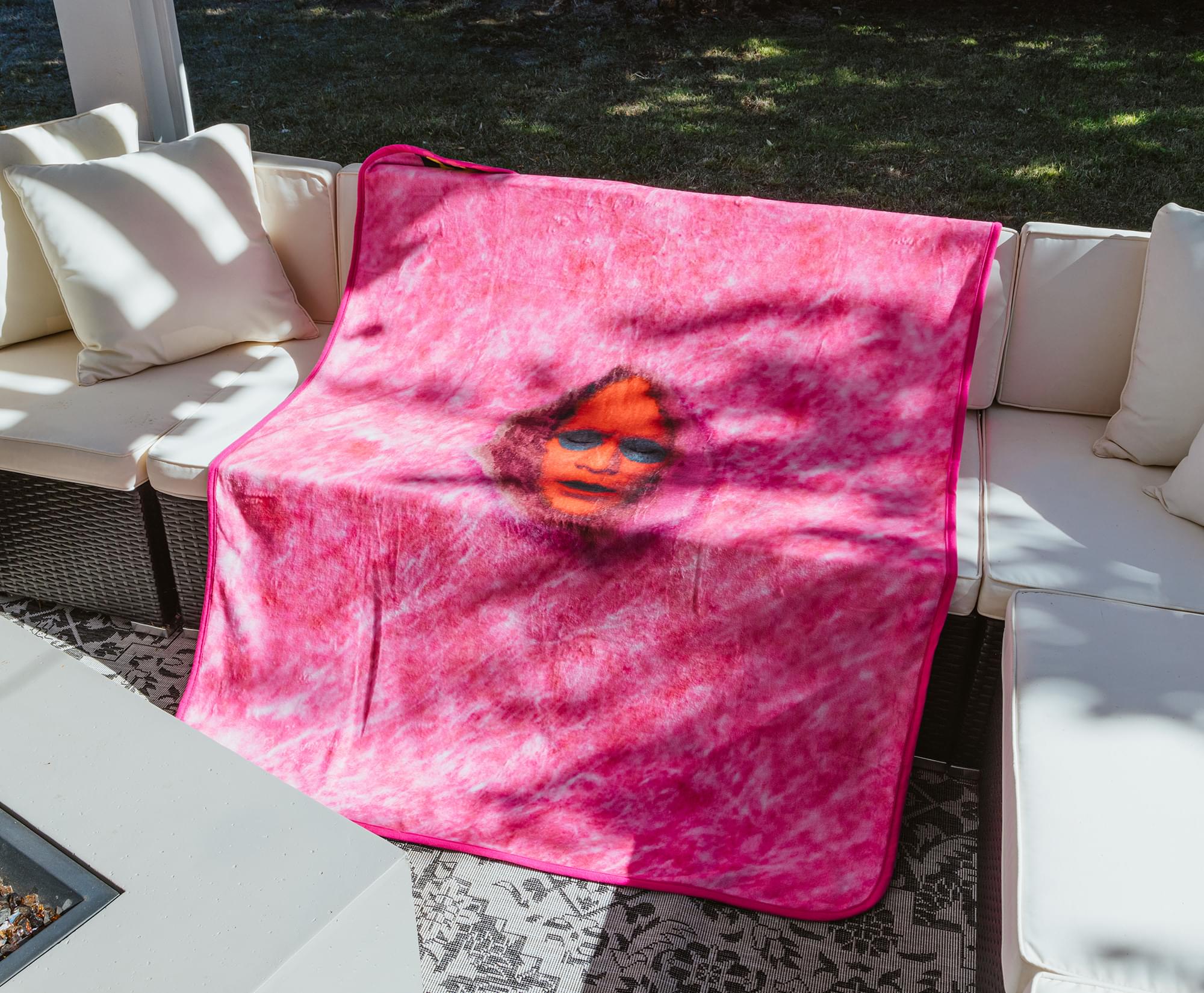 Killer Klowns From Outer Space Cotton Candy Cocoon Cozy Fleece Throw