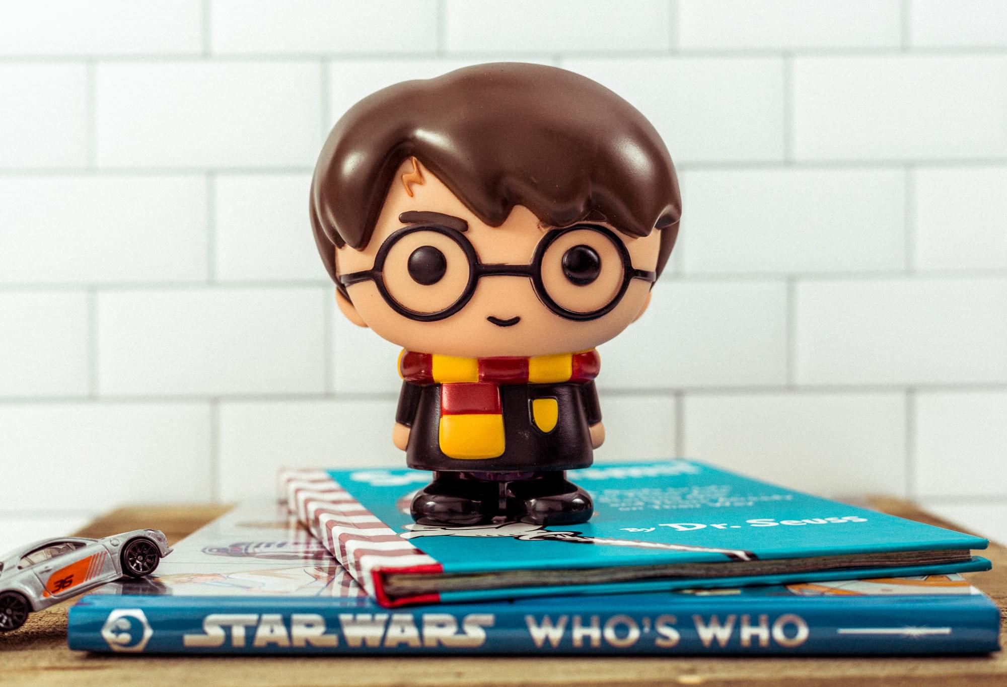 Enchanting Harry Potter LED Mood Light - 6 Inches of Wizarding Magic