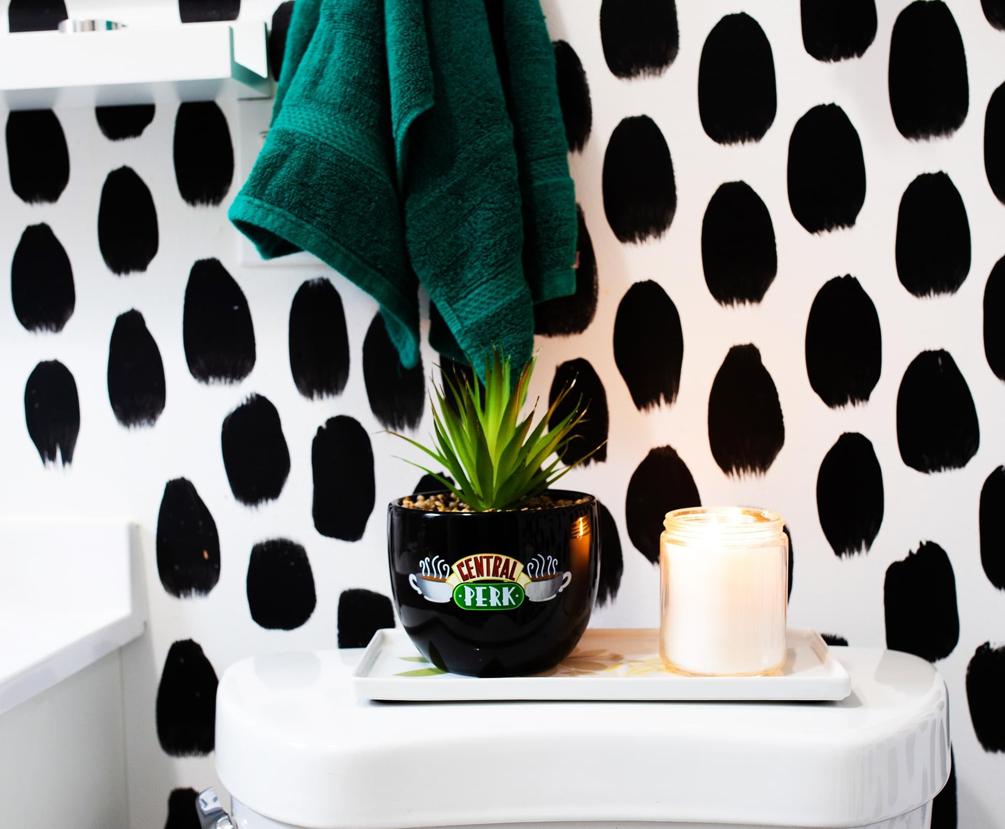 Friends Central Perk Large Ceramic Planter - A Must-Have for Fans!