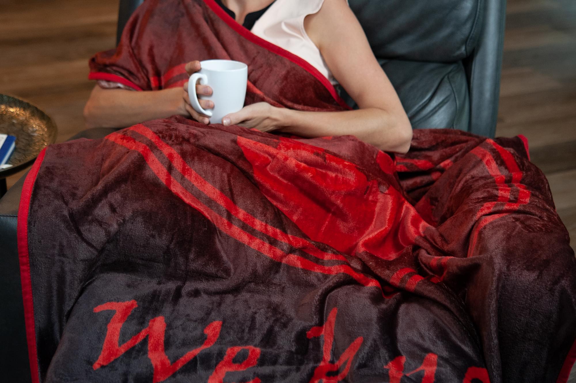 Skyrim Dark Brotherhood Fleece Throw Blanket - Cozy Gaming Comfort