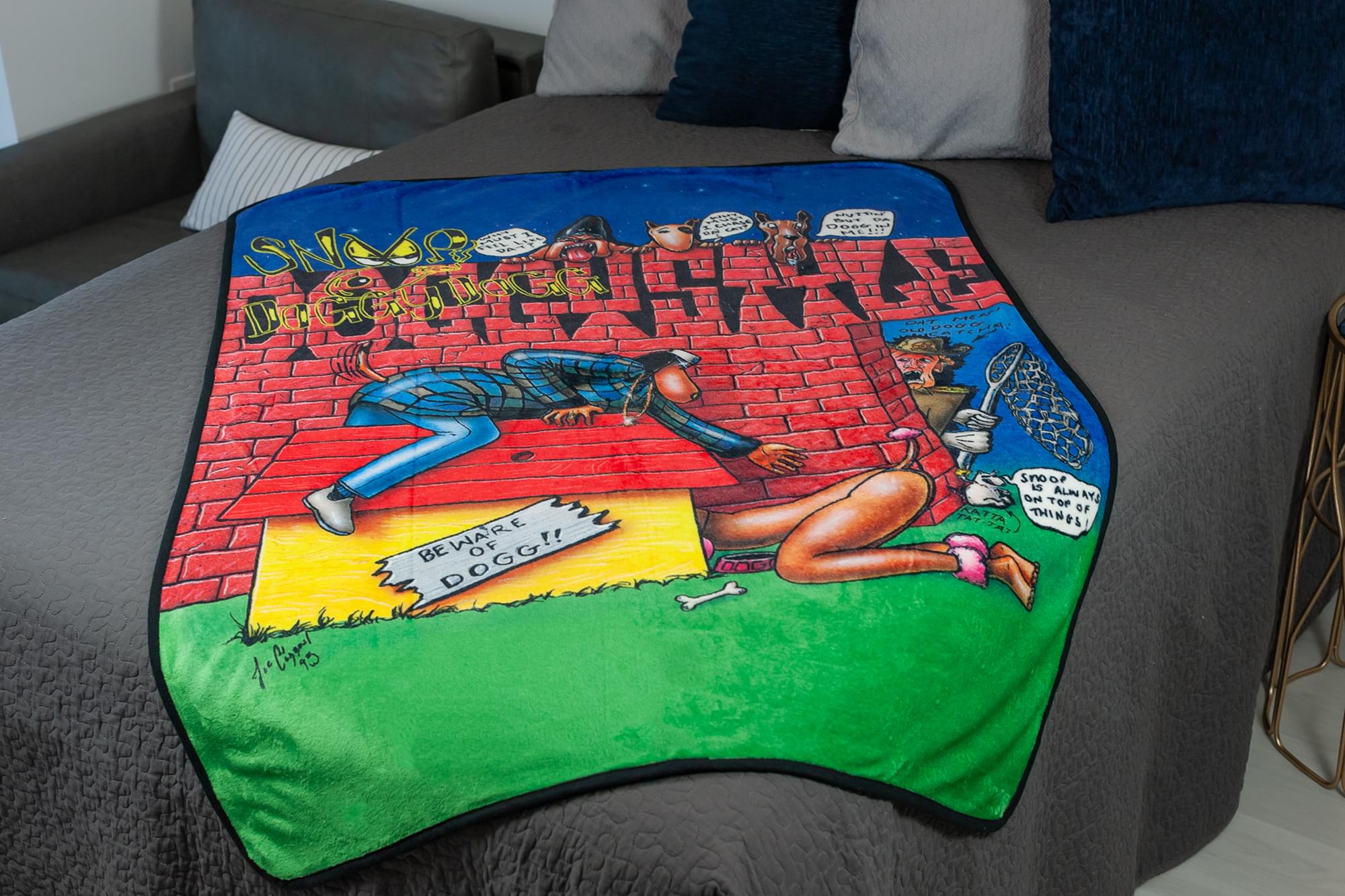 Snoop Dogg Doggystyle Album-Inspired Large Fleece Throw Blanket