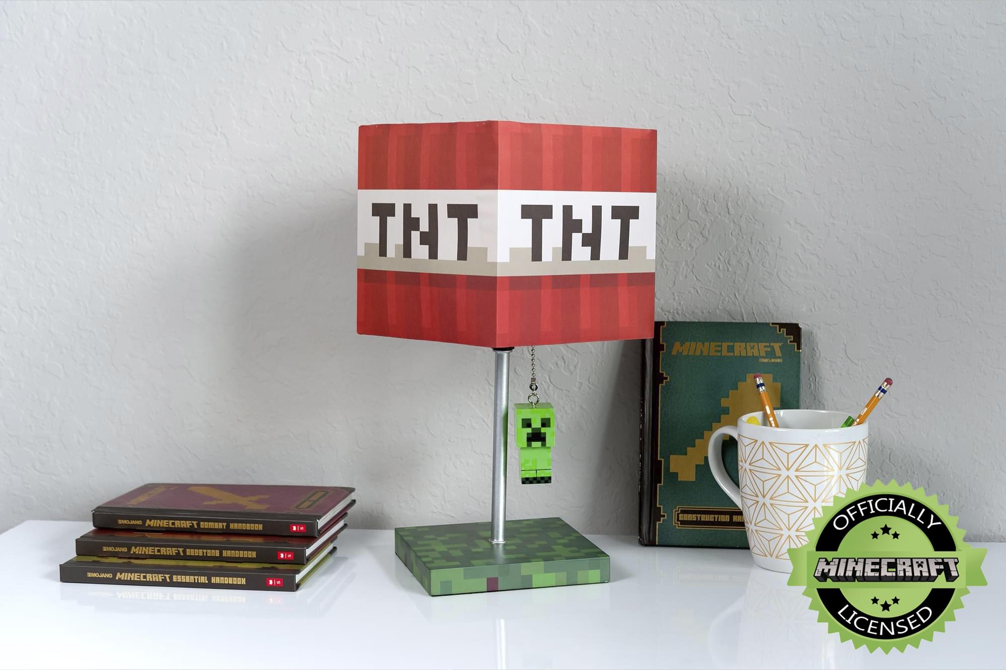 Explosive Minecraft-Inspired 14-Inch LED Desk Lamp with 3D Creeper Pull